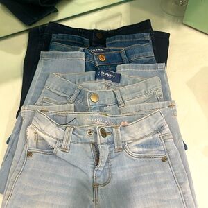 Bundle of 4 GIRLS JEANS 👖 DENIM LIKE NEW 4T